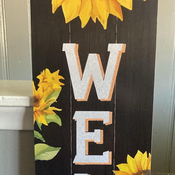 NWT- 48” Vertical Wooden Sunflower 🌻 Glittered WELCOME Fall Decor Sign - Picture 6 of 17